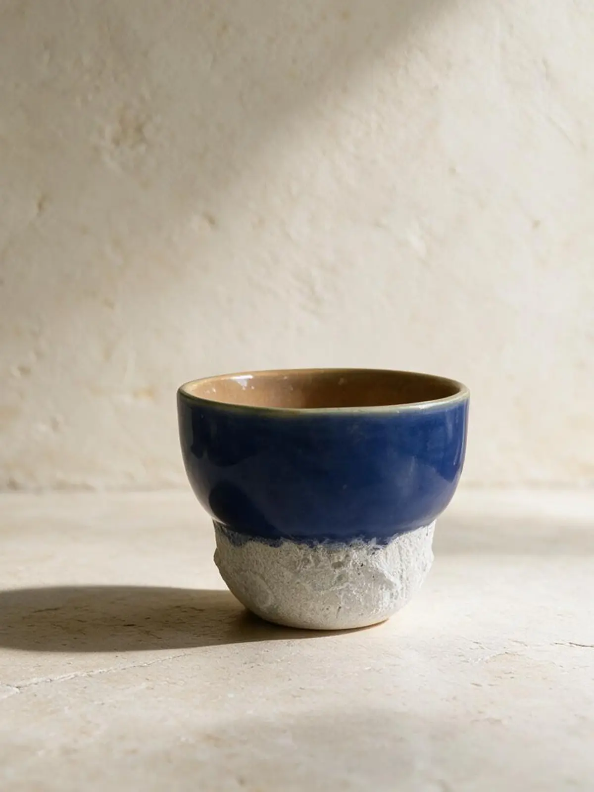 Wave Köpük Dokulu Bombe Kahve Kupası — Wave koleksiyonu, stoneware